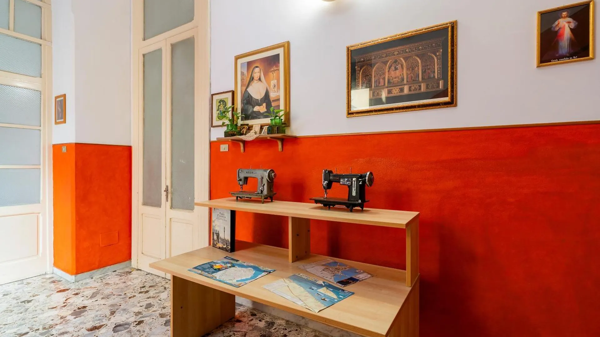 Guest house Casa Di Madre Antonia Hotel Brindisi Italy